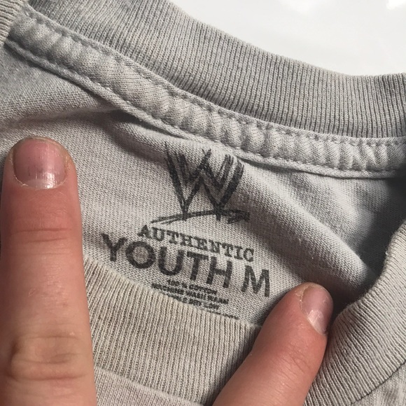 WWE t-shirt Size Boys youth Medium ♥️ - Picture 4 of 8